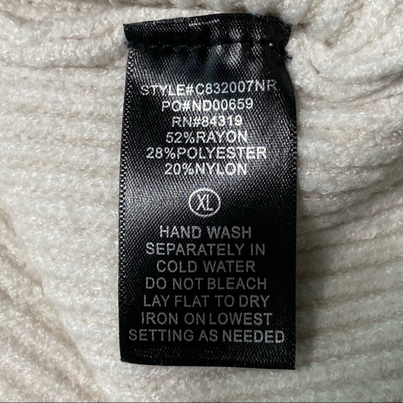 Roomy ribbed knit sweater, side vents, slight cowl neck, Devotion by Cyrus, XL - Picture 14 of 15